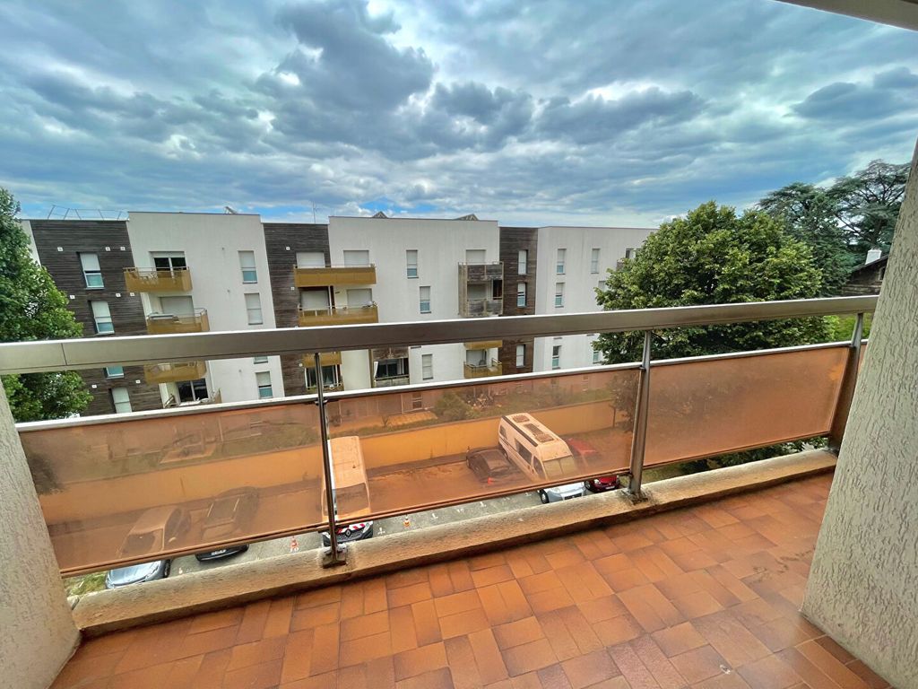 Achat studio à vendre 33 m² - Bron