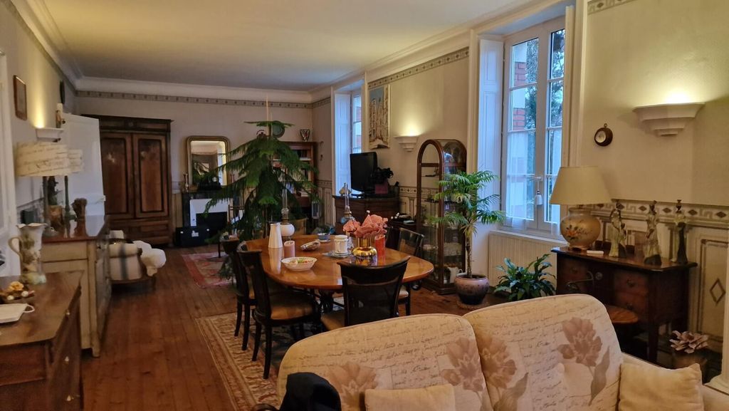 Achat maison à vendre 3 chambres 140 m² - Rezé