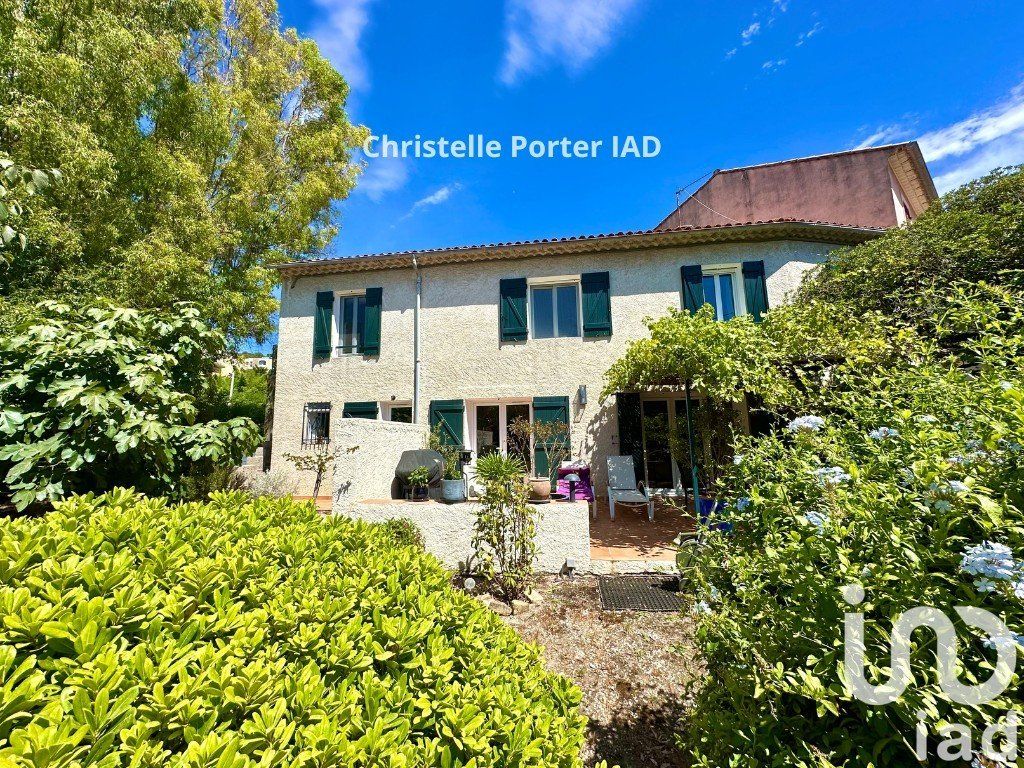 Achat maison à vendre 5 chambres 141 m² - Saint-Mandrier-sur-Mer