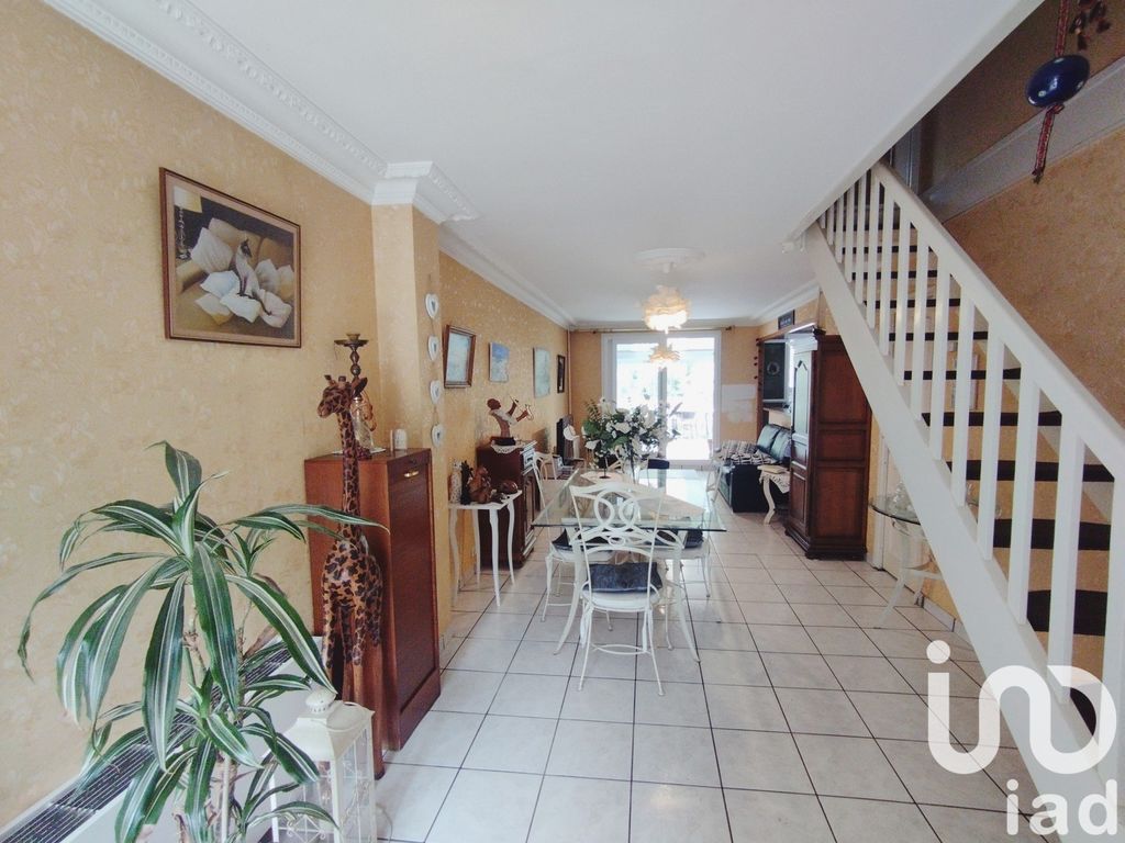 Achat maison à vendre 4 chambres 97 m² - Laval