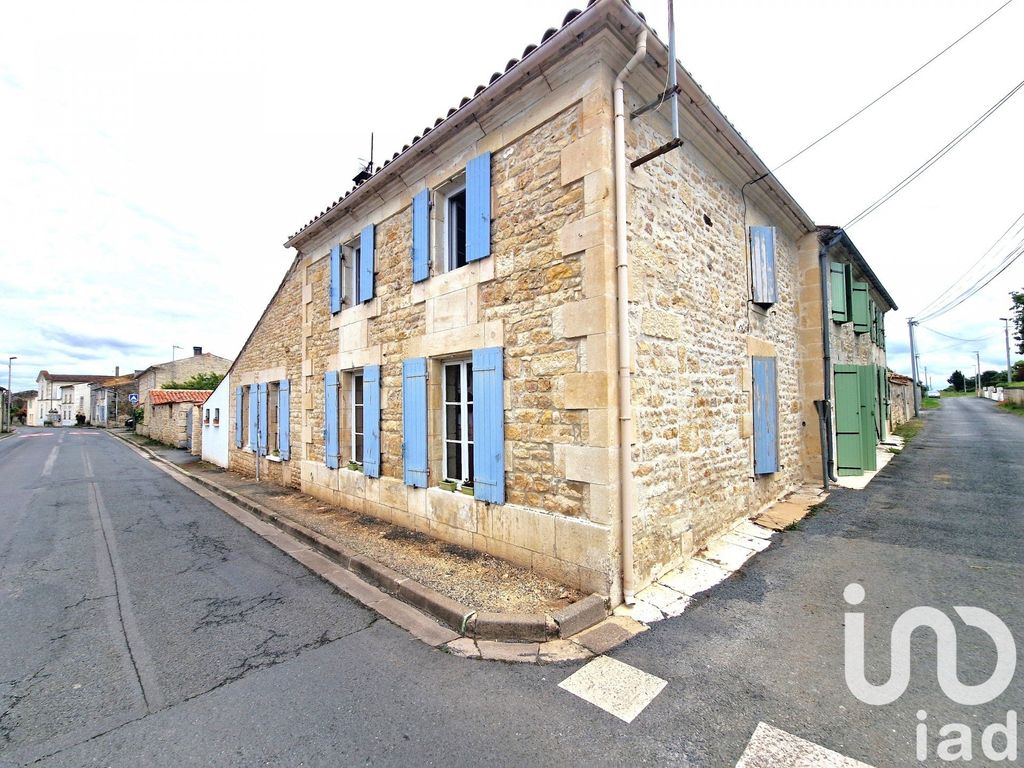 Achat maison à vendre 3 chambres 113 m² - Archingeay