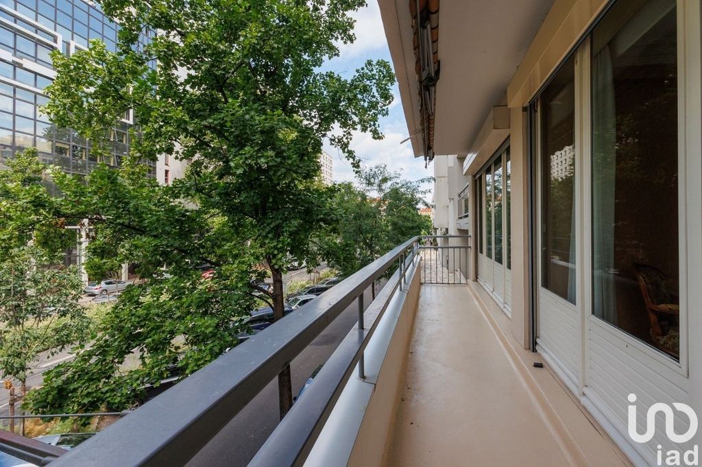 Achat appartement à vendre 5 pièces 99 m² - Lyon 6ème arrondissement