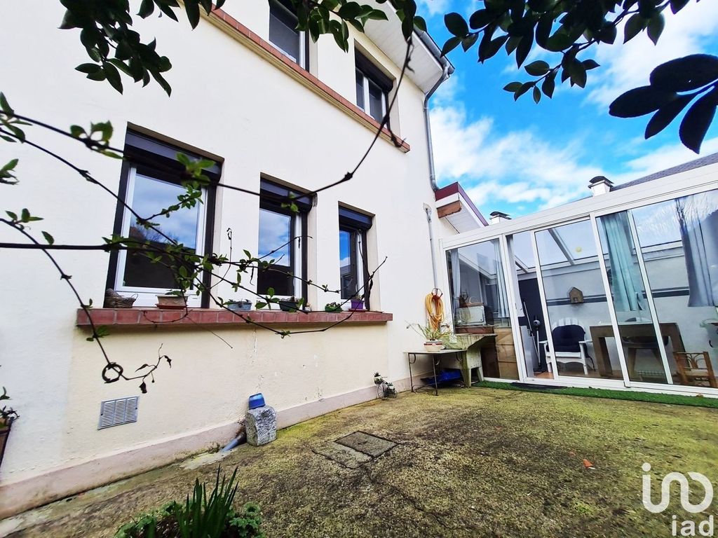 Achat maison à vendre 3 chambres 177 m² - Ossun