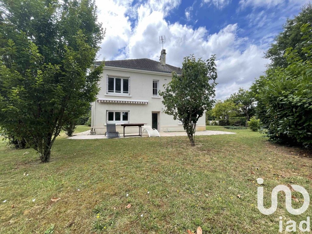 Achat maison à vendre 4 chambres 135 m² - Joué-lès-Tours