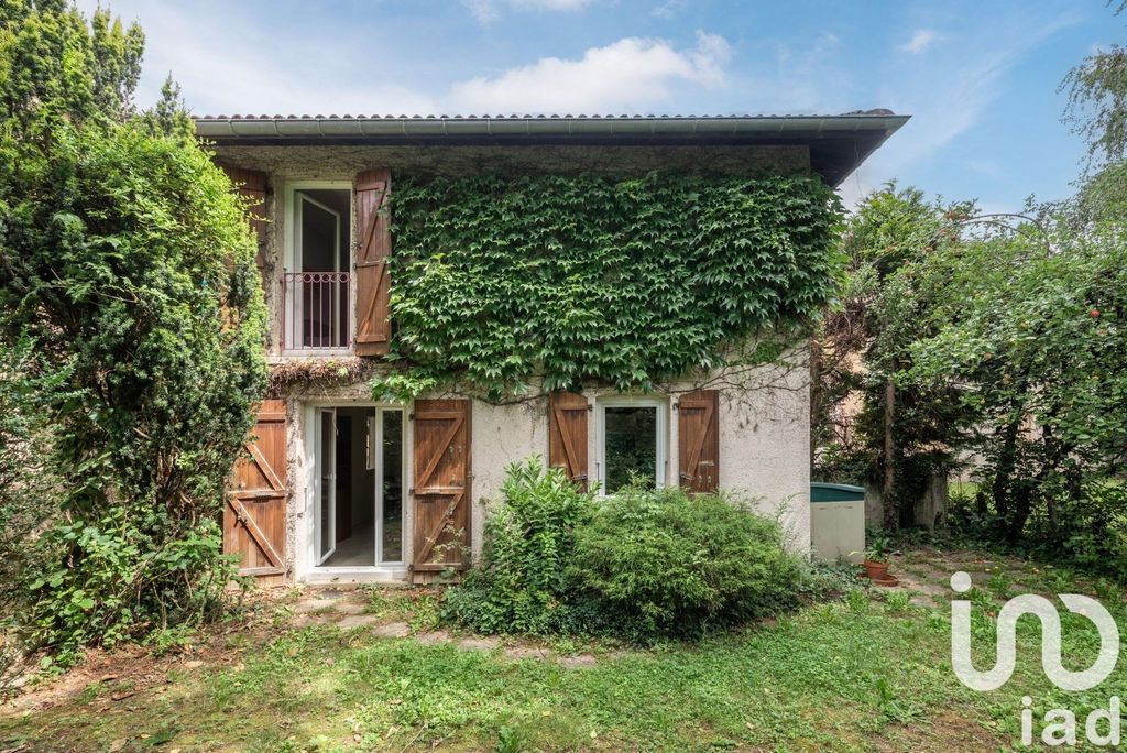 Achat maison à vendre 4 chambres 98 m² - Gières