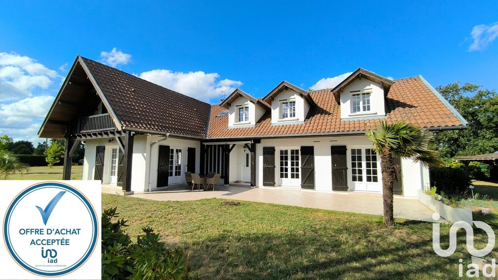 Achat maison à vendre 6 chambres 230 m² - Rion-des-Landes