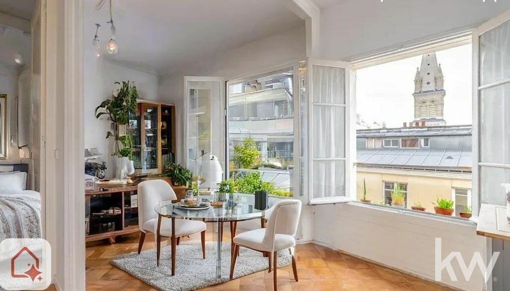 Achat loft à vendre 5 pièces 90 m² - Paris 11ème arrondissement