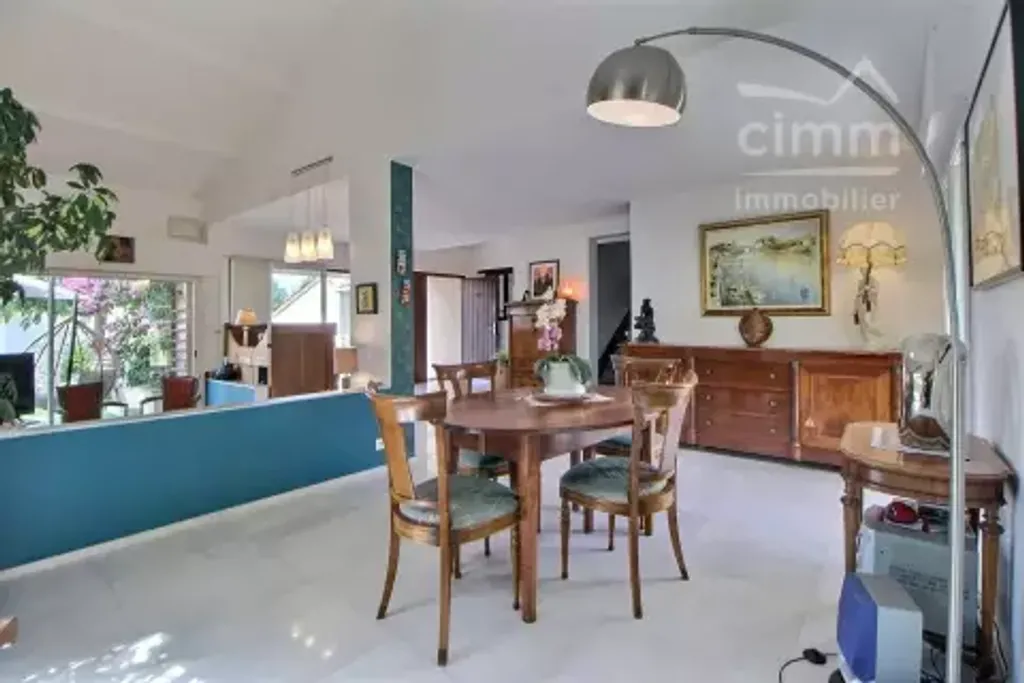 Achat maison à vendre 4 chambres 143 m² - Montpellier