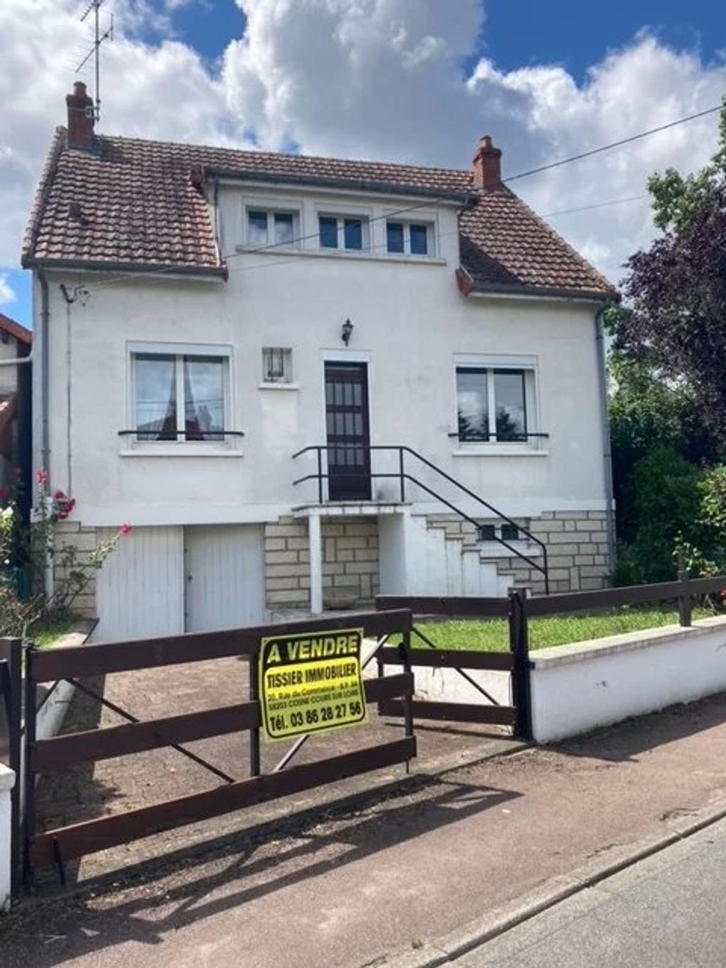 Achat maison à vendre 3 chambres 87 m² - Cosne-Cours-sur-Loire