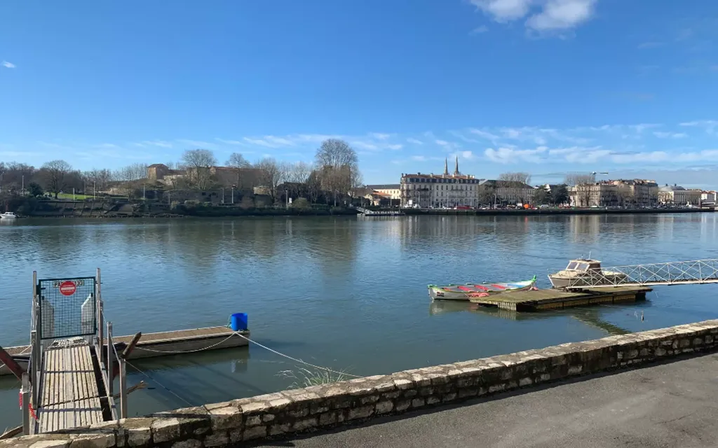 Achat appartement à vendre 3 pièces 72 m² - Bayonne