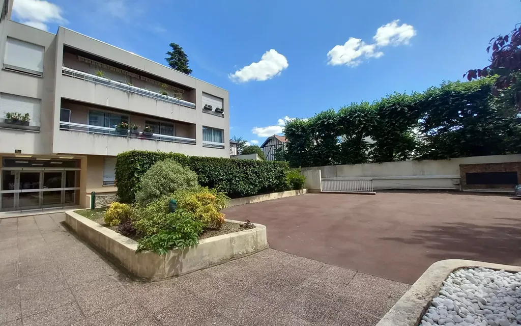 Achat appartement à vendre 5 pièces 106 m² - Nogent-sur-Marne