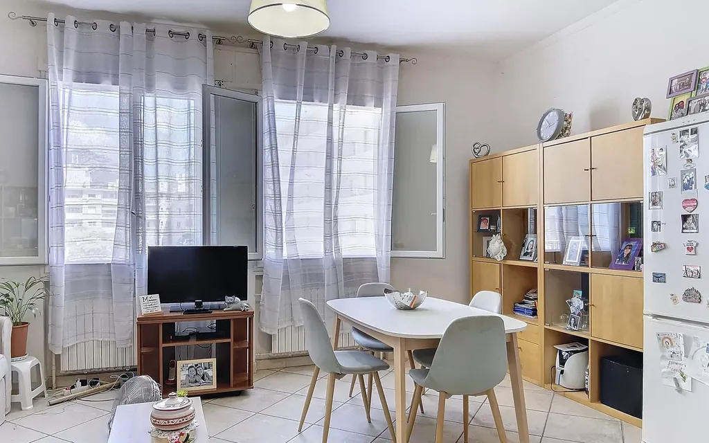 Achat appartement à vendre 2 pièces 52 m² - Toulon