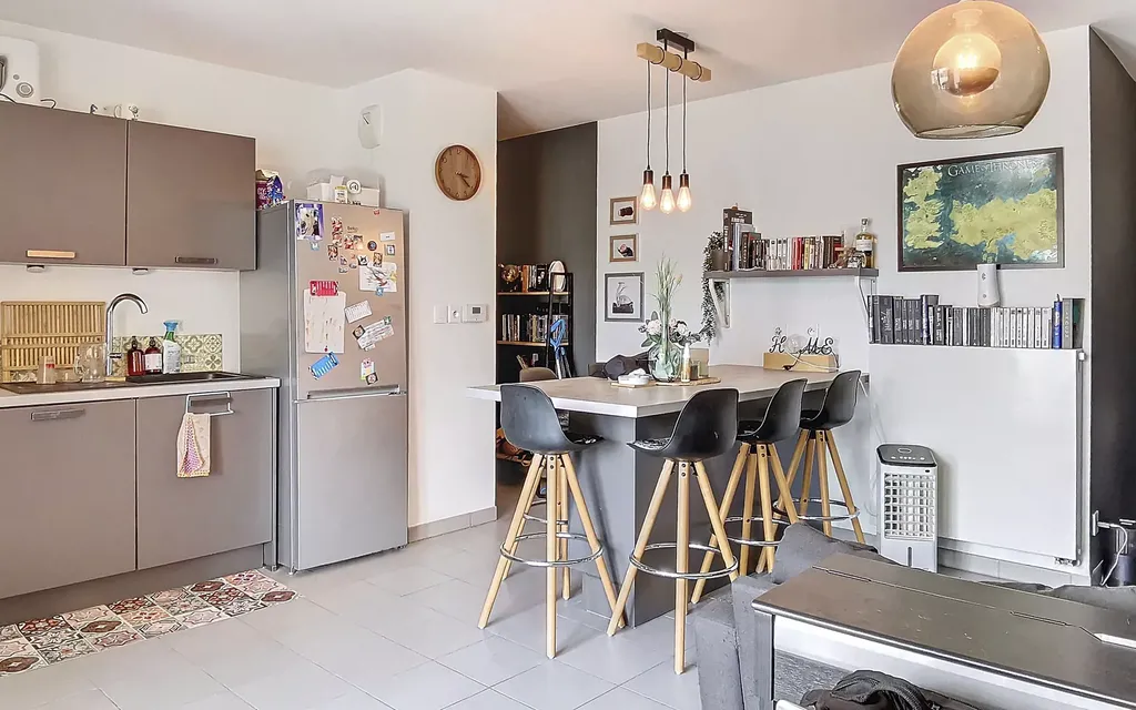 Achat appartement à vendre 3 pièces 61 m² - Toulon