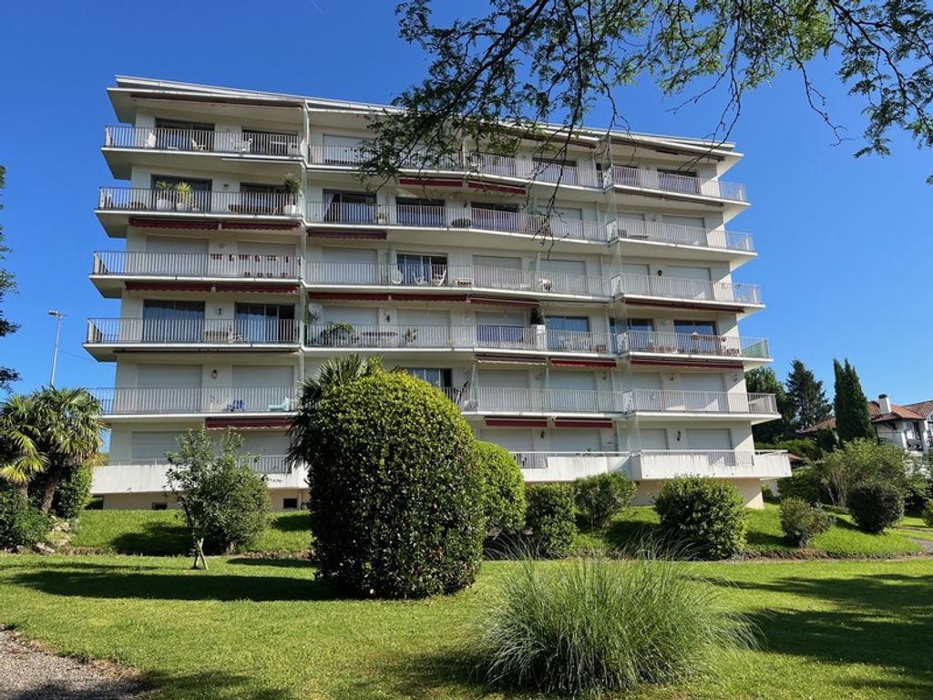 Achat appartement à vendre 2 pièces 52 m² - Saint-Jean-de-Luz