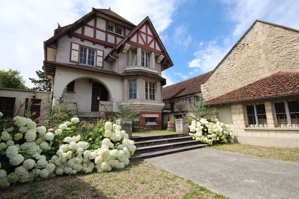 Achat maison à vendre 6 chambres 180 m² - Pont-Sainte-Maxence