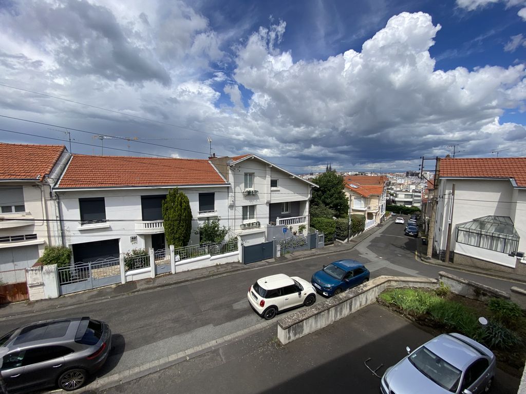 Achat appartement à vendre 4 pièces 82 m² - Chamalières