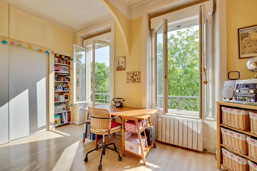 Achat appartement à vendre 3 pièces 93 m² - Lyon 4ème arrondissement