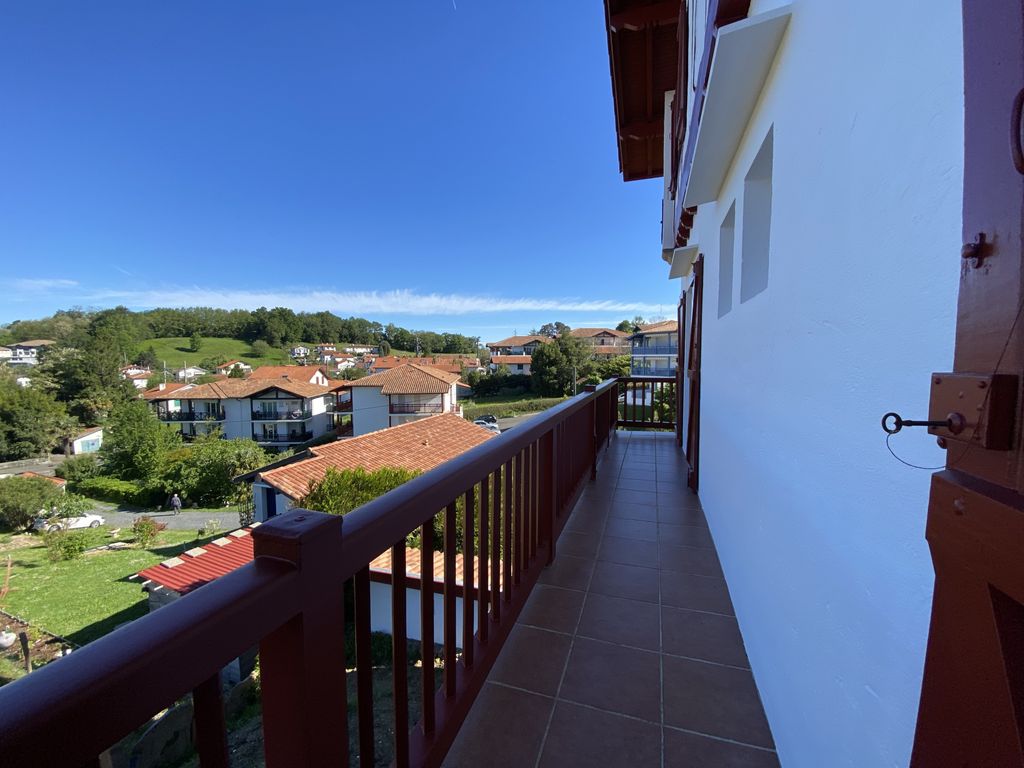 Achat appartement à vendre 5 pièces 121 m² - Hendaye