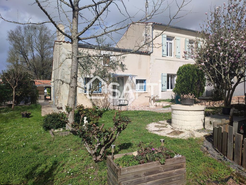 Achat maison à vendre 3 chambres 174 m² - Bussac-sur-Charente