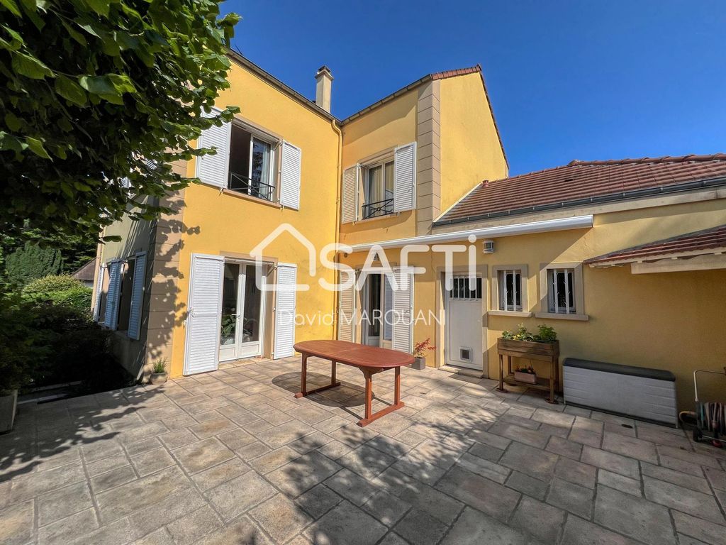 Achat maison à vendre 4 chambres 165 m² - Montmorency