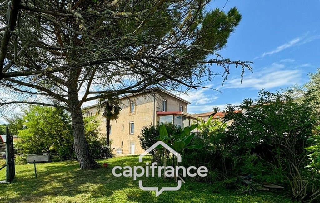 Achat maison à vendre 6 chambres 228 m² - Saint-Rambert-d'Albon