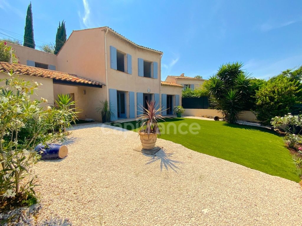 Achat maison à vendre 4 chambres 127 m² - Mougins