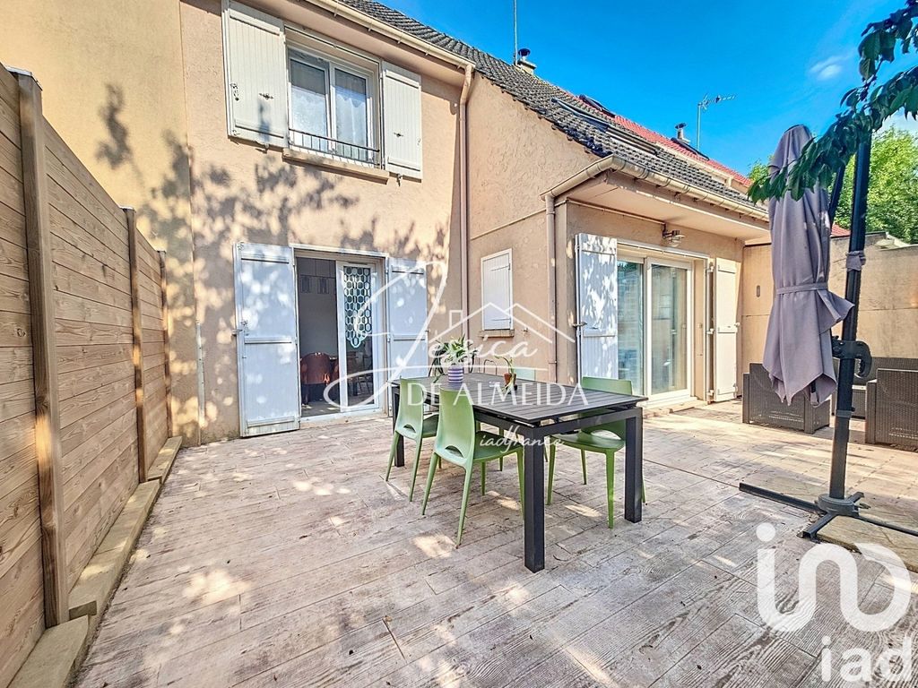 Achat maison à vendre 4 chambres 104 m² - Le Plessis-Belleville