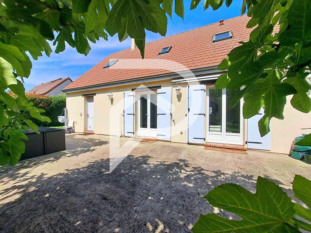 Achat maison à vendre 4 chambres 163 m² - Beauvais