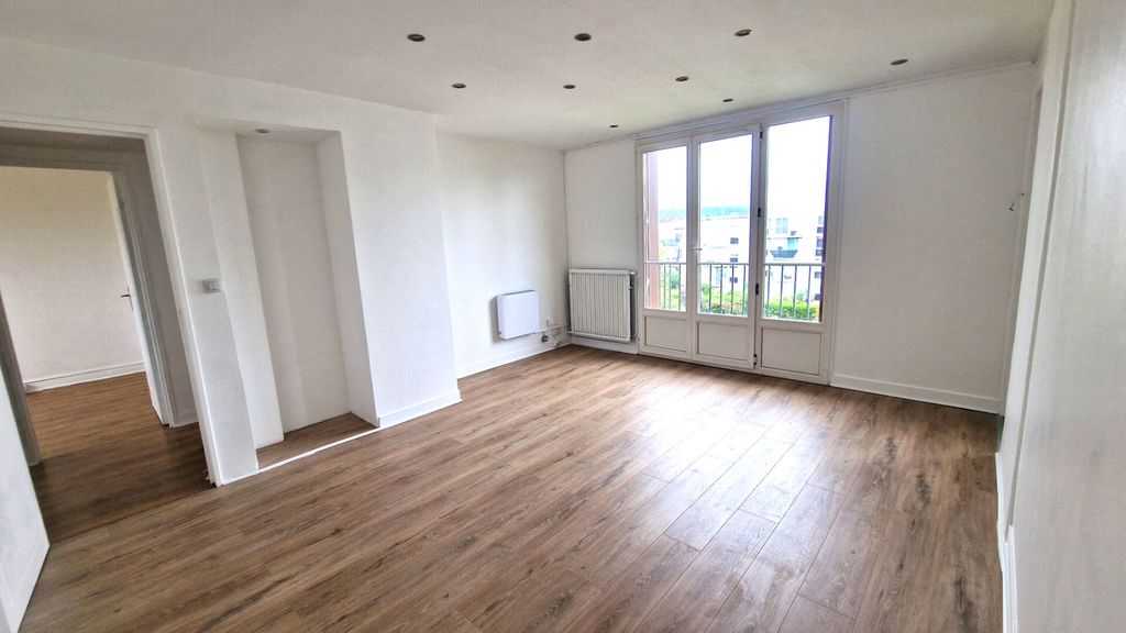 Achat appartement à vendre 4 pièces 66 m² - Mantes-la-Jolie