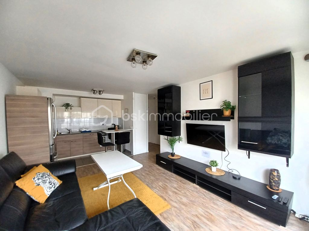 Achat appartement à vendre 2 pièces 47 m² - Pantin