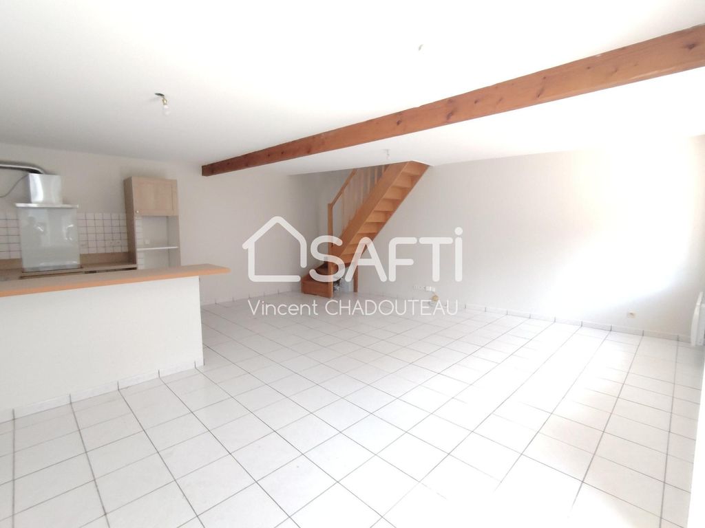 Achat maison à vendre 2 chambres 80 m² - Saint-Amant-de-Bonnieure