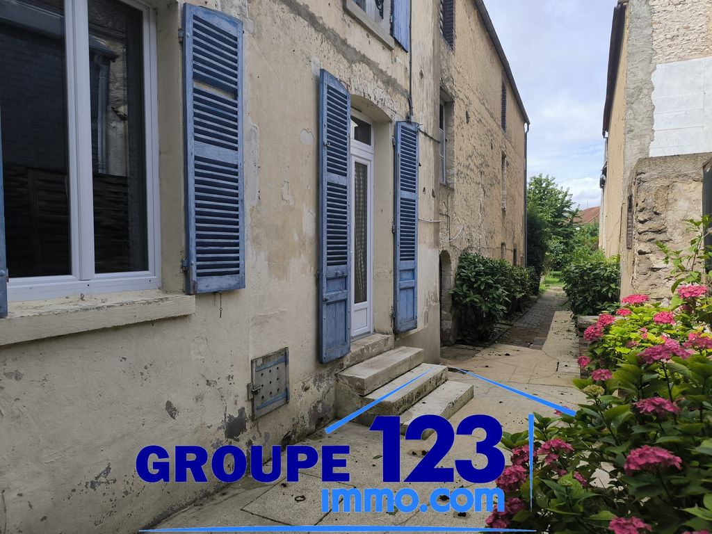 Achat maison à vendre 2 chambres 160 m² - Brienon-sur-Armançon