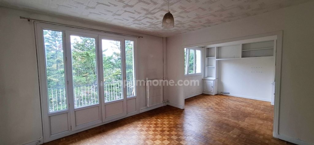 Achat appartement à vendre 4 pièces 79 m² - La Celle-Saint-Cloud