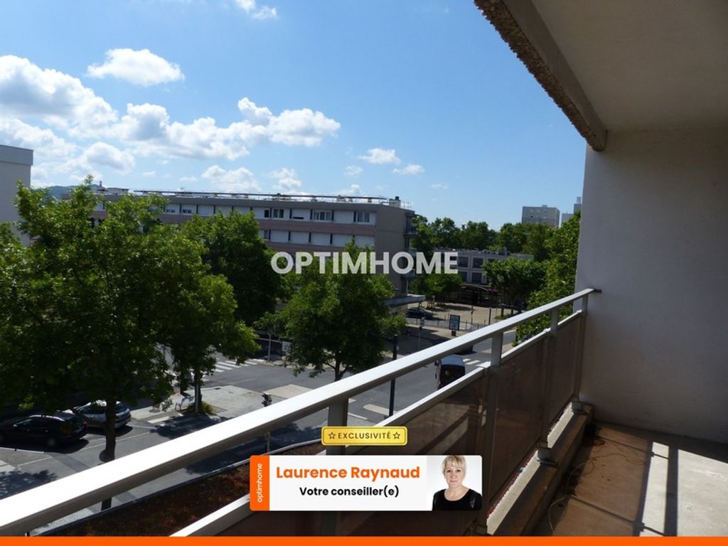 Achat appartement à vendre 4 pièces 76 m² - Cournon-d'Auvergne