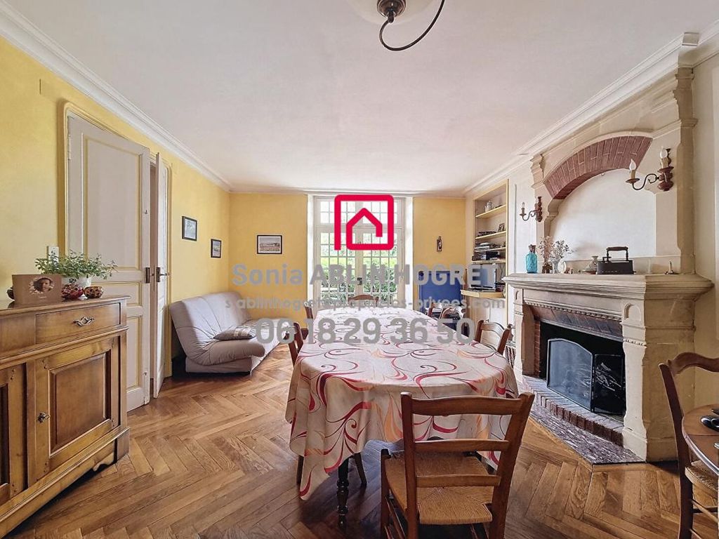 Achat maison à vendre 5 chambres 209 m² - Craon