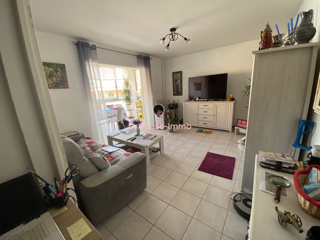 Achat appartement à vendre 3 pièces 66 m² - Le Lavandou