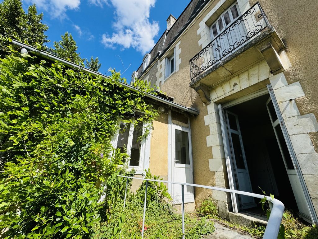 Achat maison à vendre 4 chambres 137 m² - Poitiers