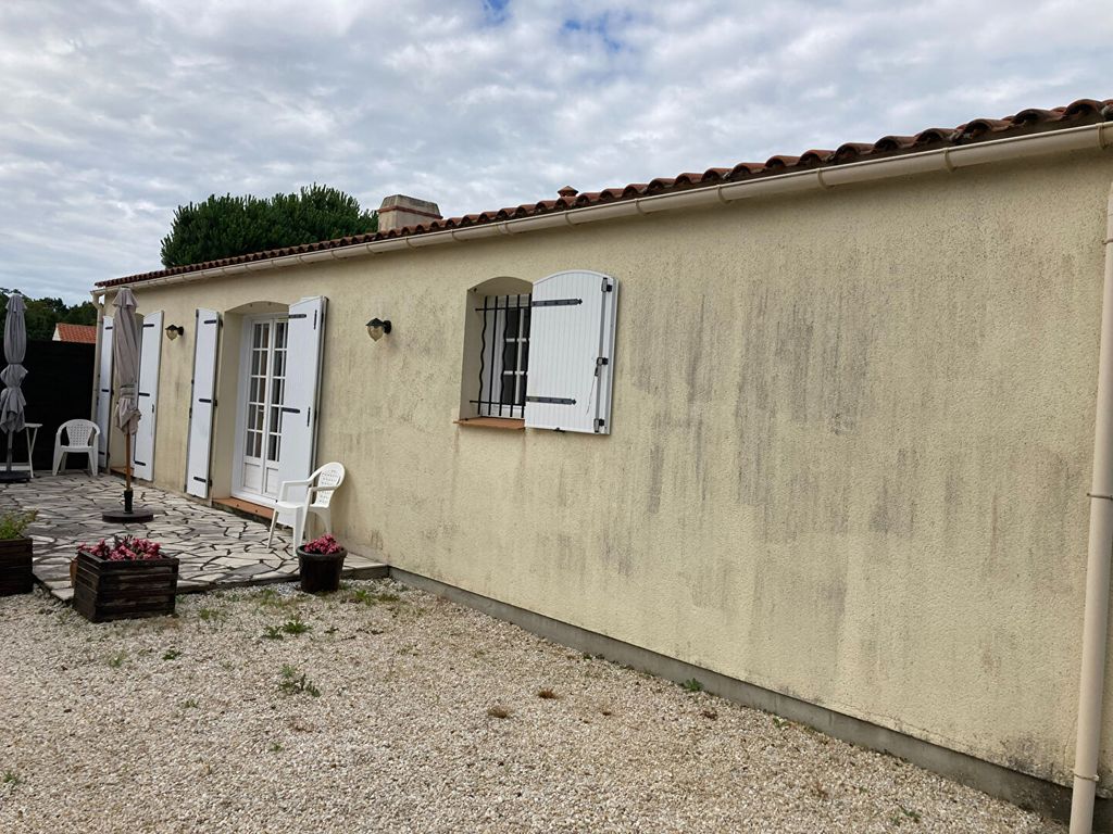 Achat maison à vendre 2 chambres 101 m² - Challans