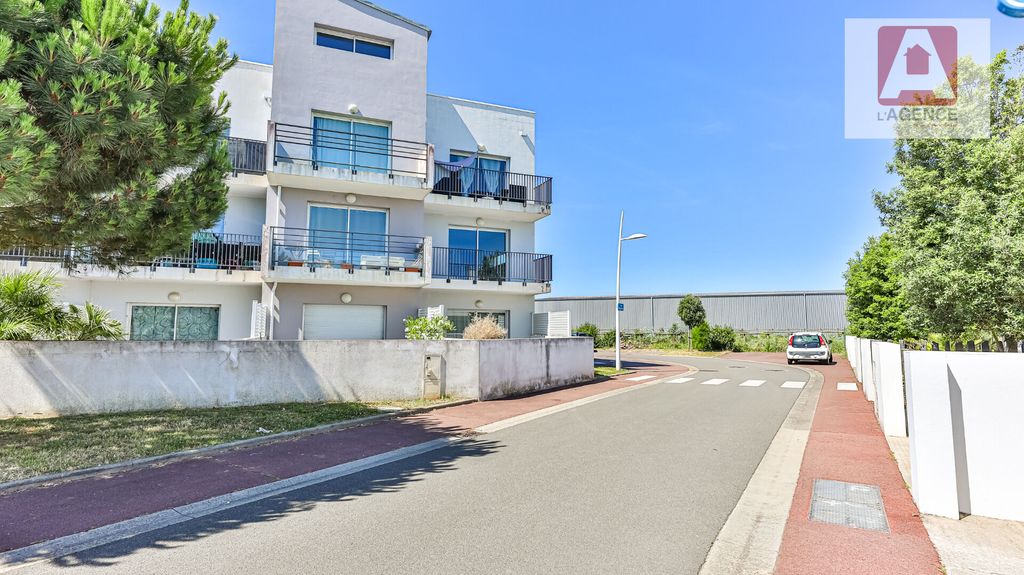 Achat appartement à vendre 2 pièces 50 m² - Saint-Gilles-Croix-de-Vie