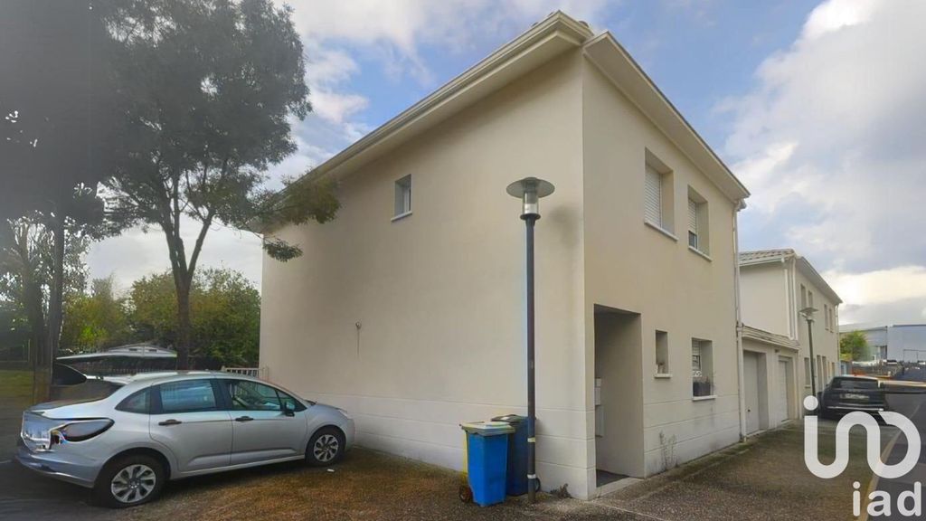 Achat maison à vendre 4 chambres 126 m² - Bègles