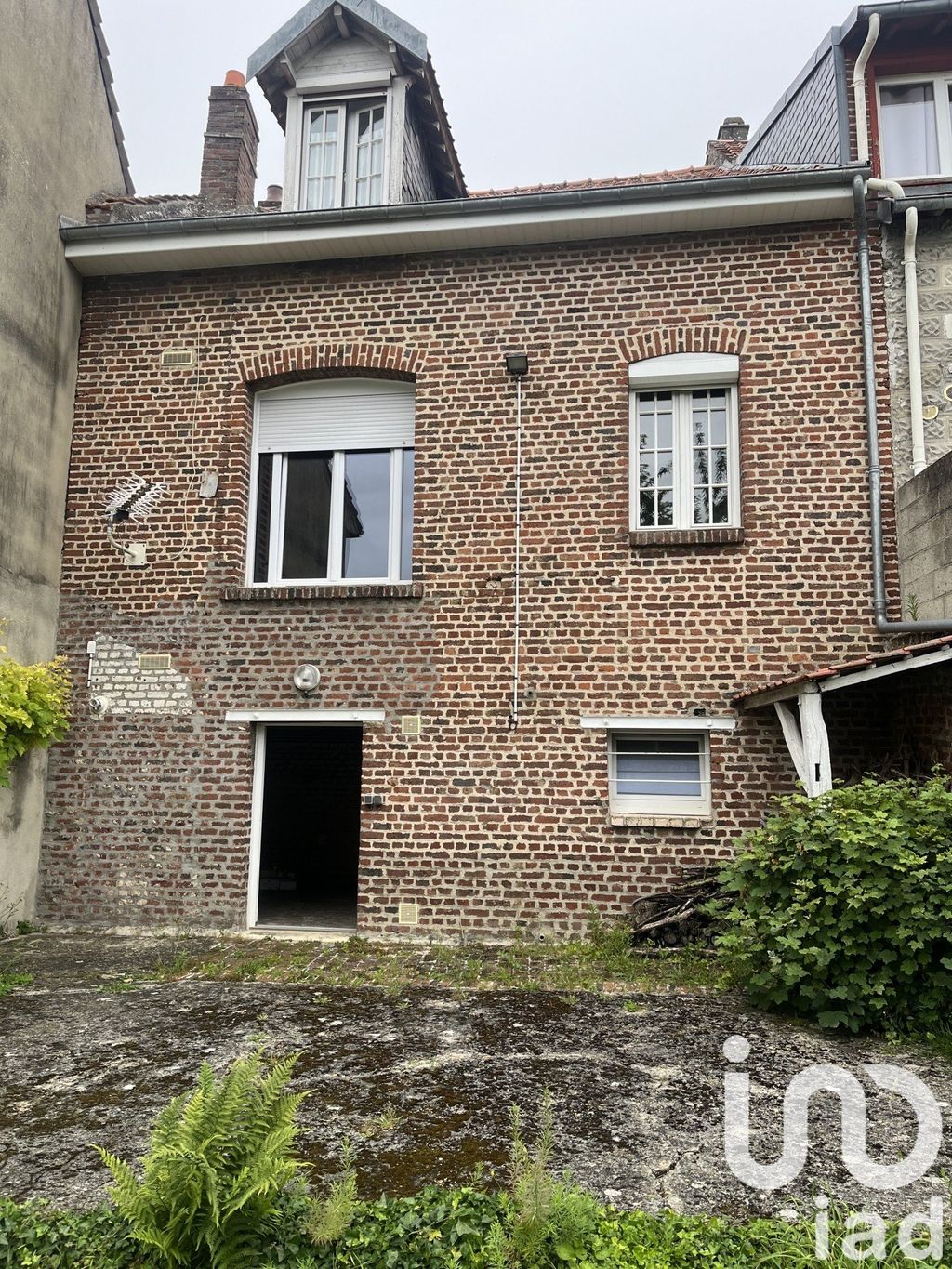 Achat maison à vendre 2 chambres 77 m² - Moreuil