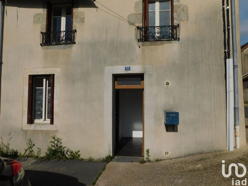 Achat maison à vendre 2 chambres 60 m² - Huriel