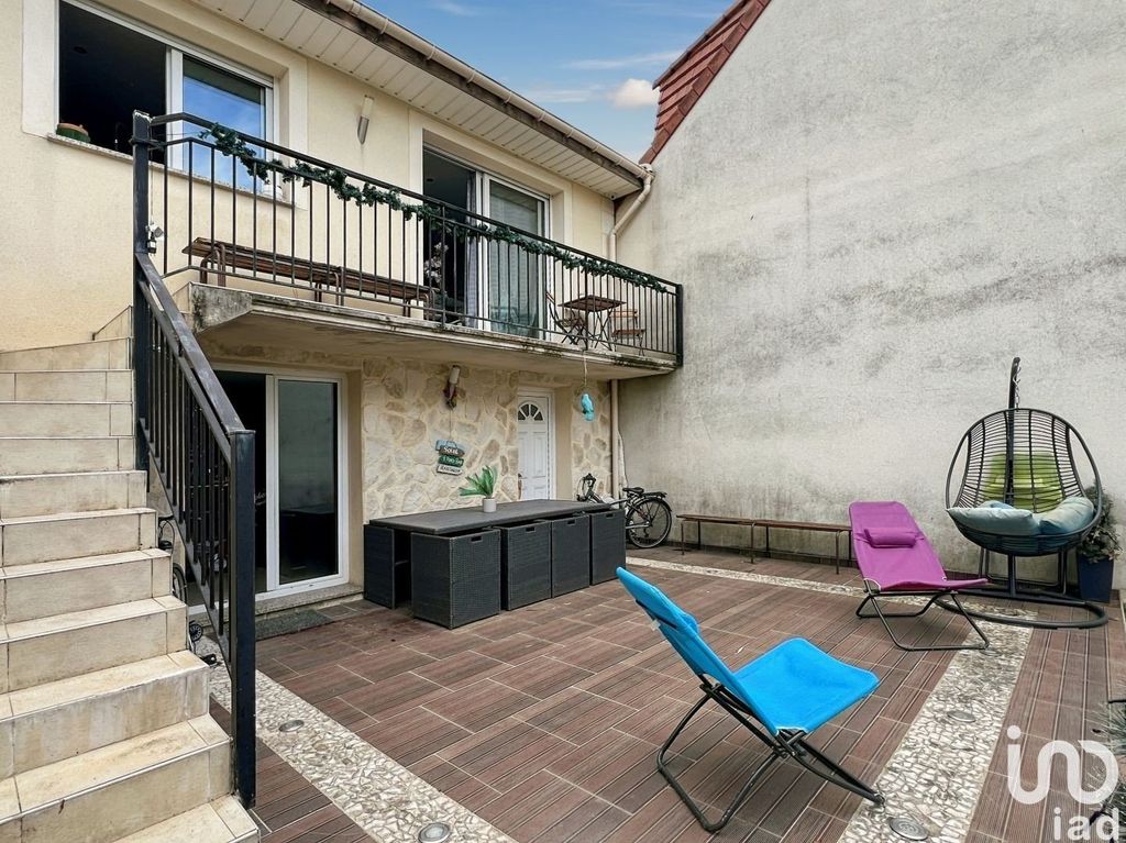 Achat maison à vendre 3 chambres 110 m² - Champigny-sur-Marne