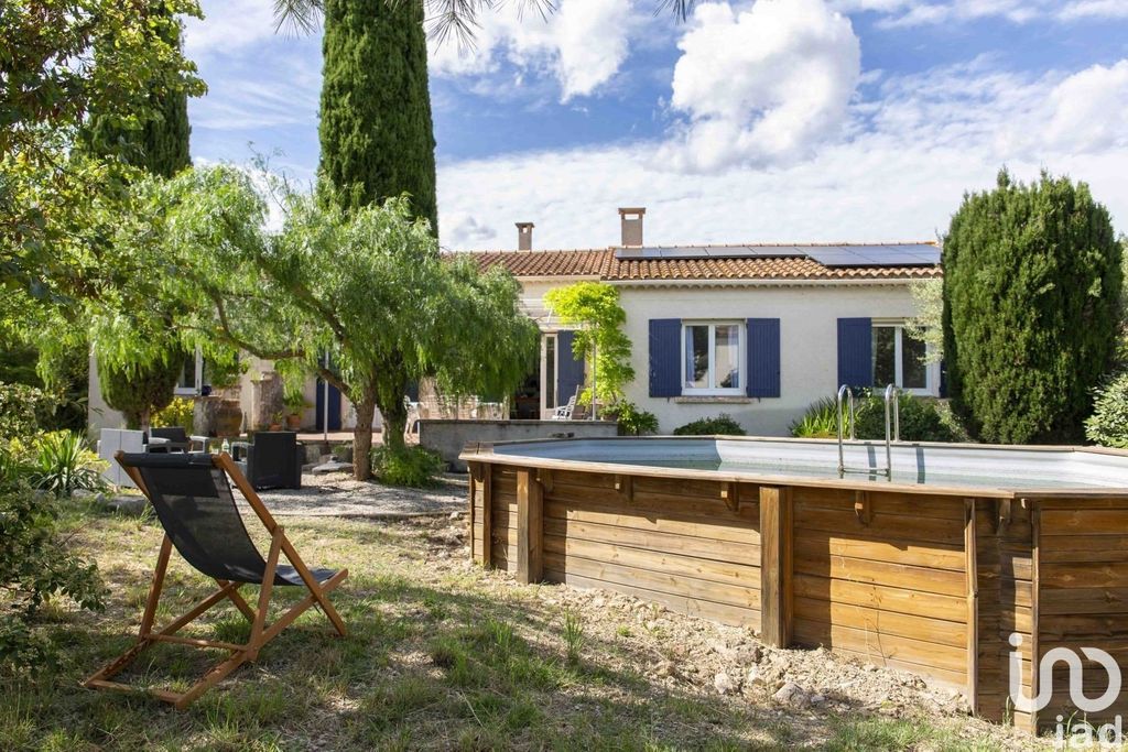 Achat maison à vendre 5 chambres 165 m² - Mouriès