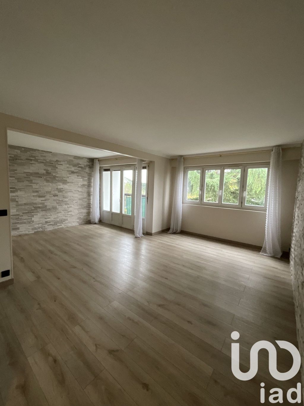 Achat appartement à vendre 5 pièces 88 m² - Chilly-Mazarin