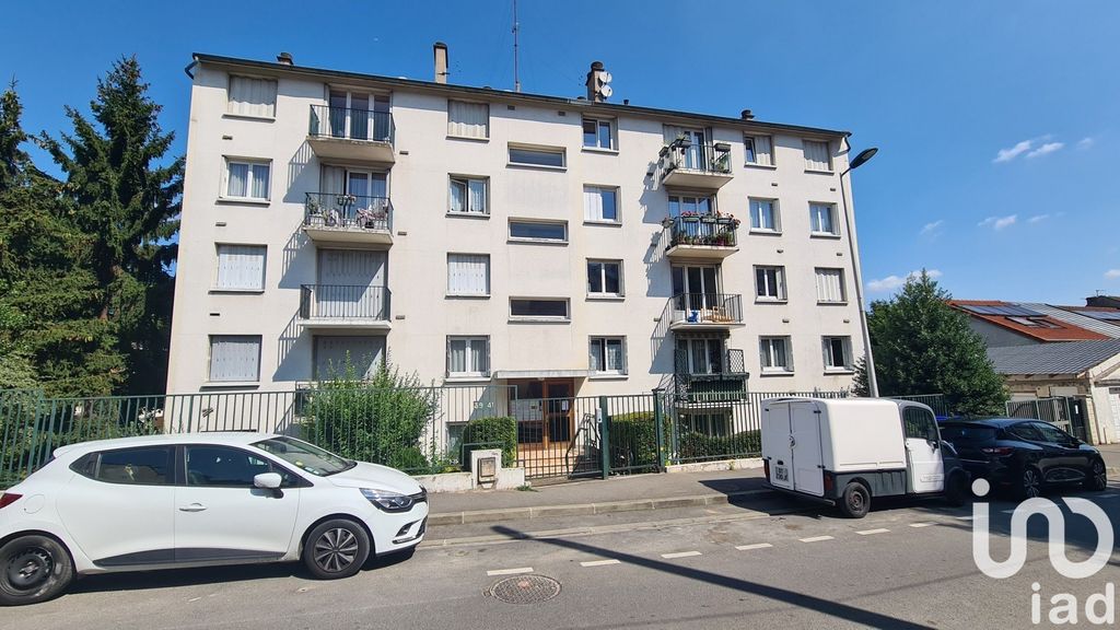 Achat appartement à vendre 4 pièces 76 m² - Noisy-le-Sec