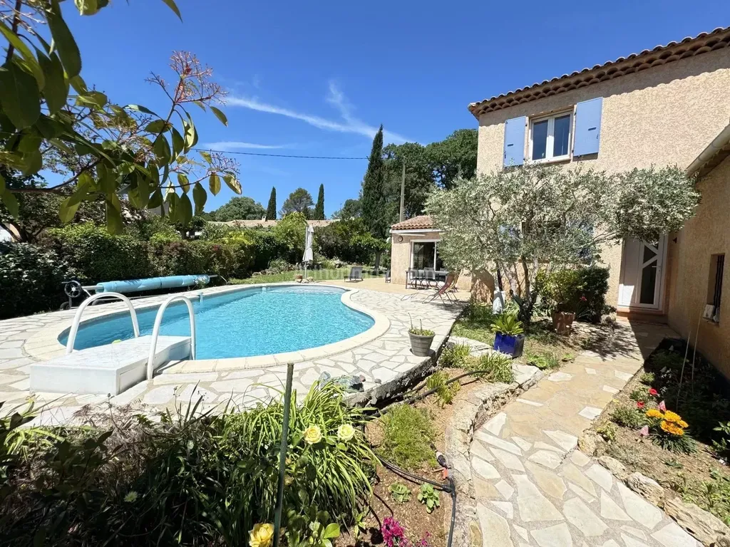 Achat maison à vendre 3 chambres 123 m² - Draguignan