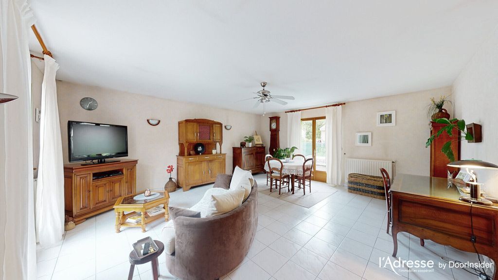 Achat maison à vendre 4 chambres 120 m² - Péchabou