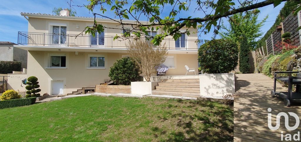 Achat maison à vendre 5 chambres 171 m² - Châtillon-sur-Thouet