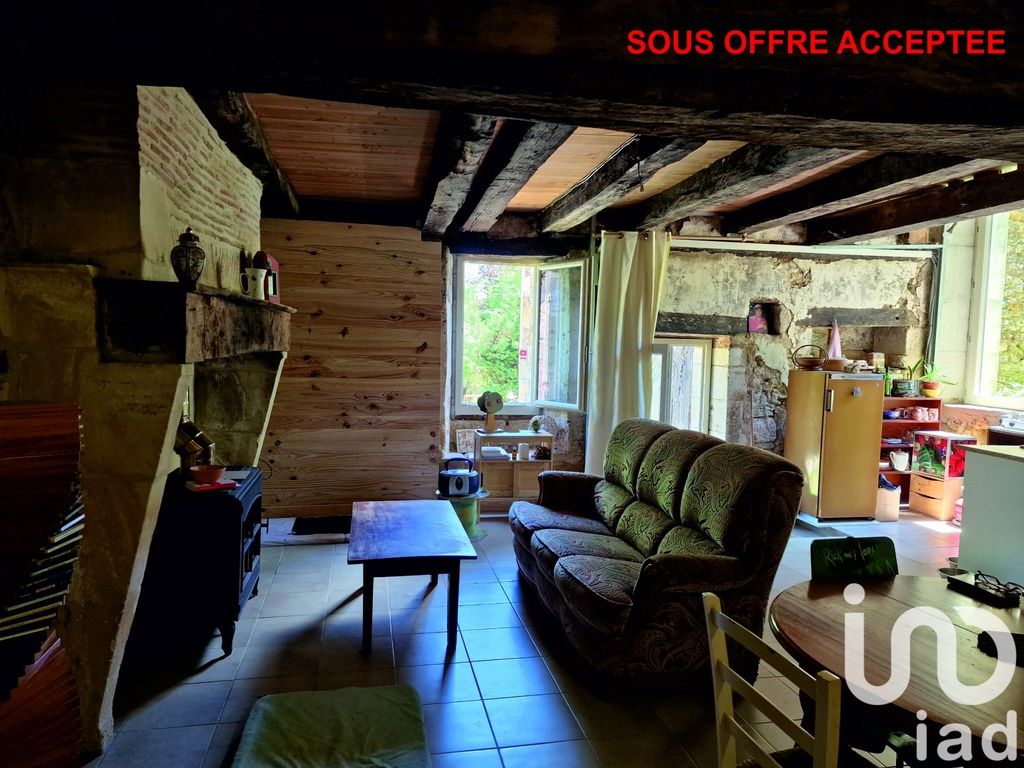 Achat maison à vendre 2 chambres 76 m² - Saint-Front-sur-Nizonne